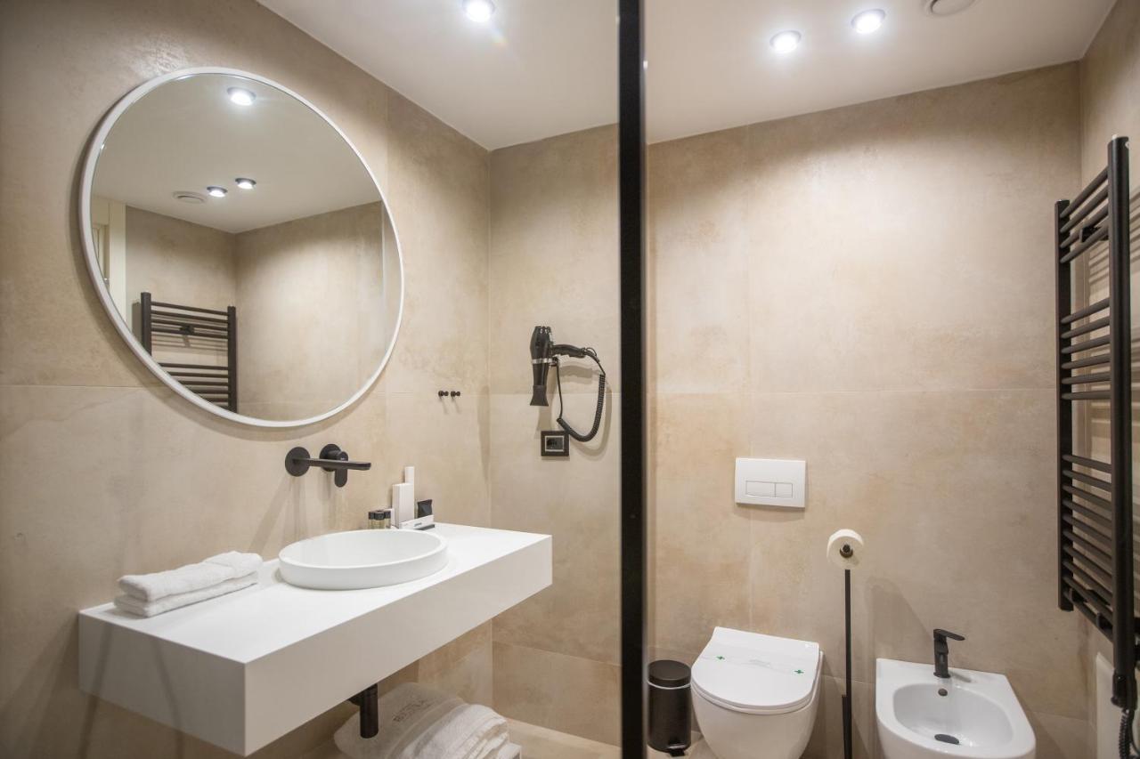 Hotel Elisa Tirana, Affiliated By Melia Exterior photo