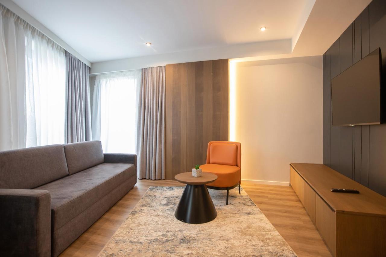 Hotel Elisa Tirana, Affiliated By Melia Exterior photo