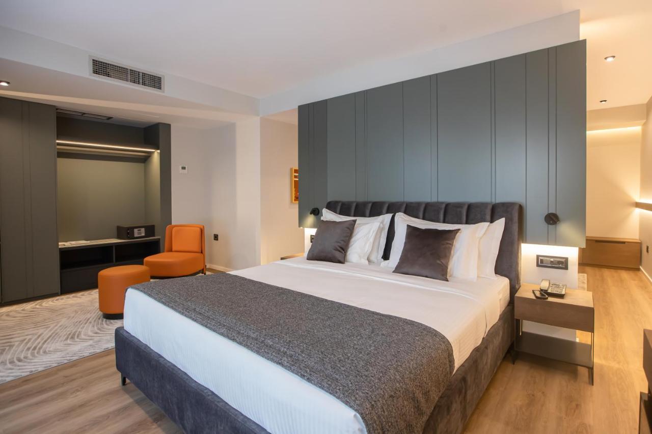 Hotel Elisa Tirana, Affiliated By Melia Exterior photo