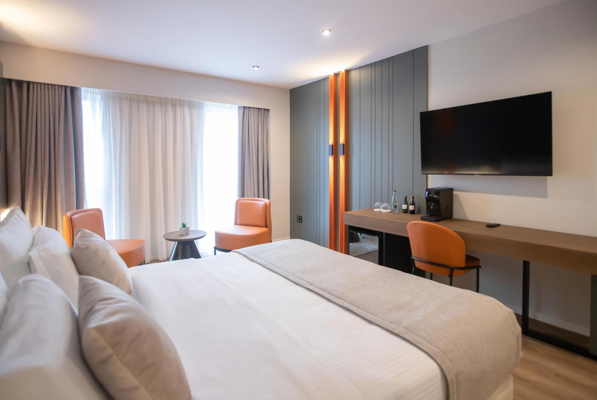 Hotel Elisa Tirana, Affiliated By Melia Exterior photo